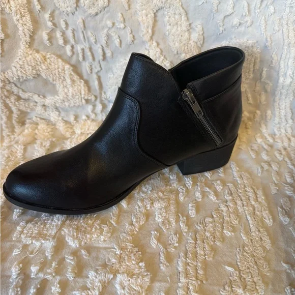 Women's Black Ankle Booties with Side Zip #569 - Picture 3 of 5